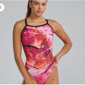 NWT Women's Durafast Elite Diamondfit Swimsuit - Gladius